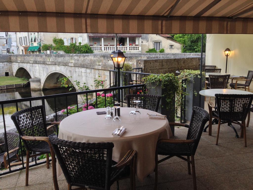 Hotel Restaurant Charbonnel Brantôme Exteriér fotografie