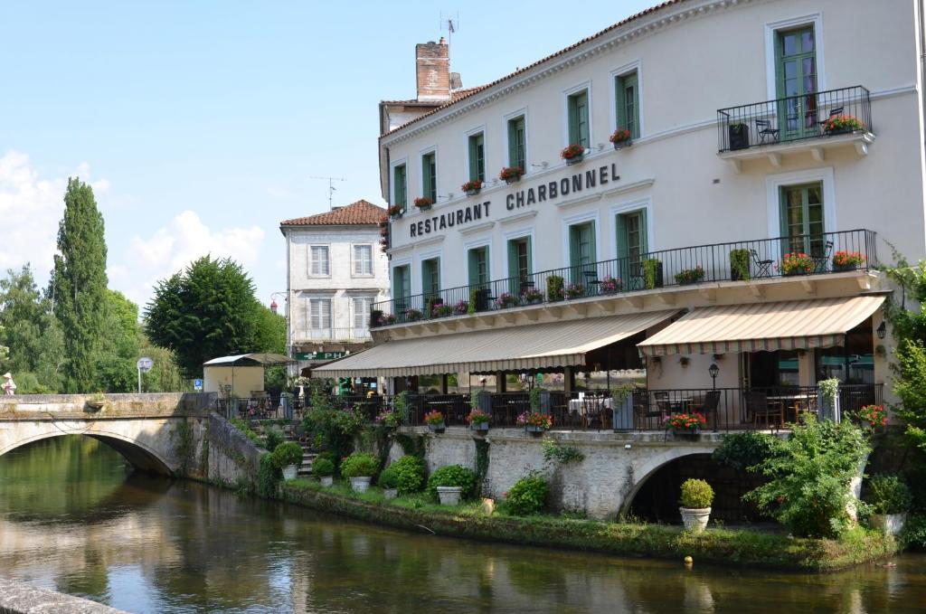Hotel Restaurant Charbonnel Brantôme Exteriér fotografie
